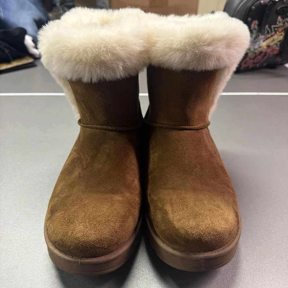 So Goods For‎ Life Paulina BrownFurry Boots - Womens 8 Great